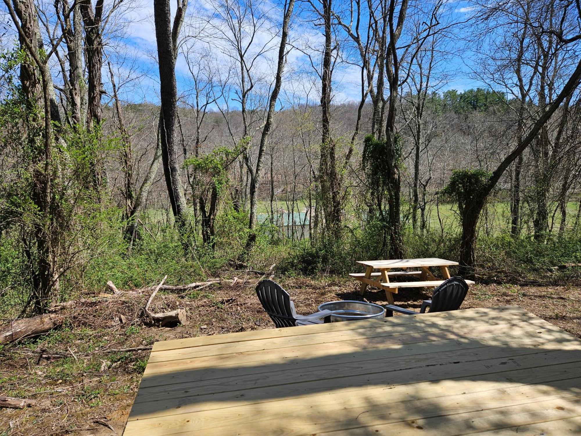 Cardinal Cove At Hocking Vacations - Tent Not Included Logan